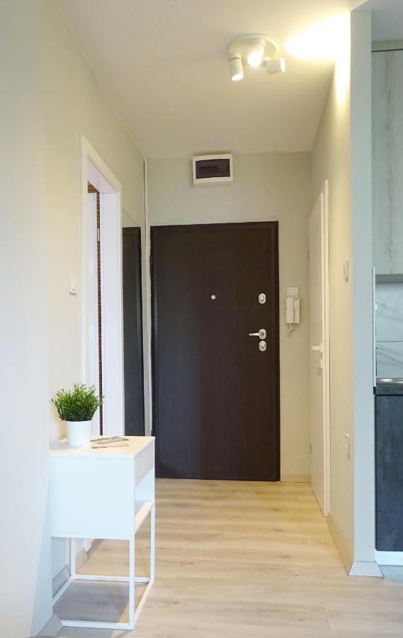 Petite Grey Apartment With Free Private Parking Zagreb Exterior foto